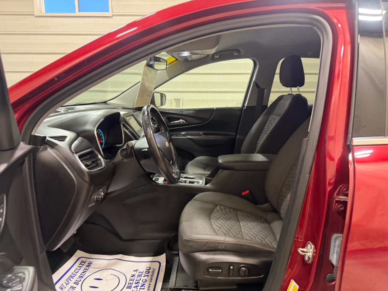 Chevrolet Equinox AWD 4dr LT w/1LT 2019