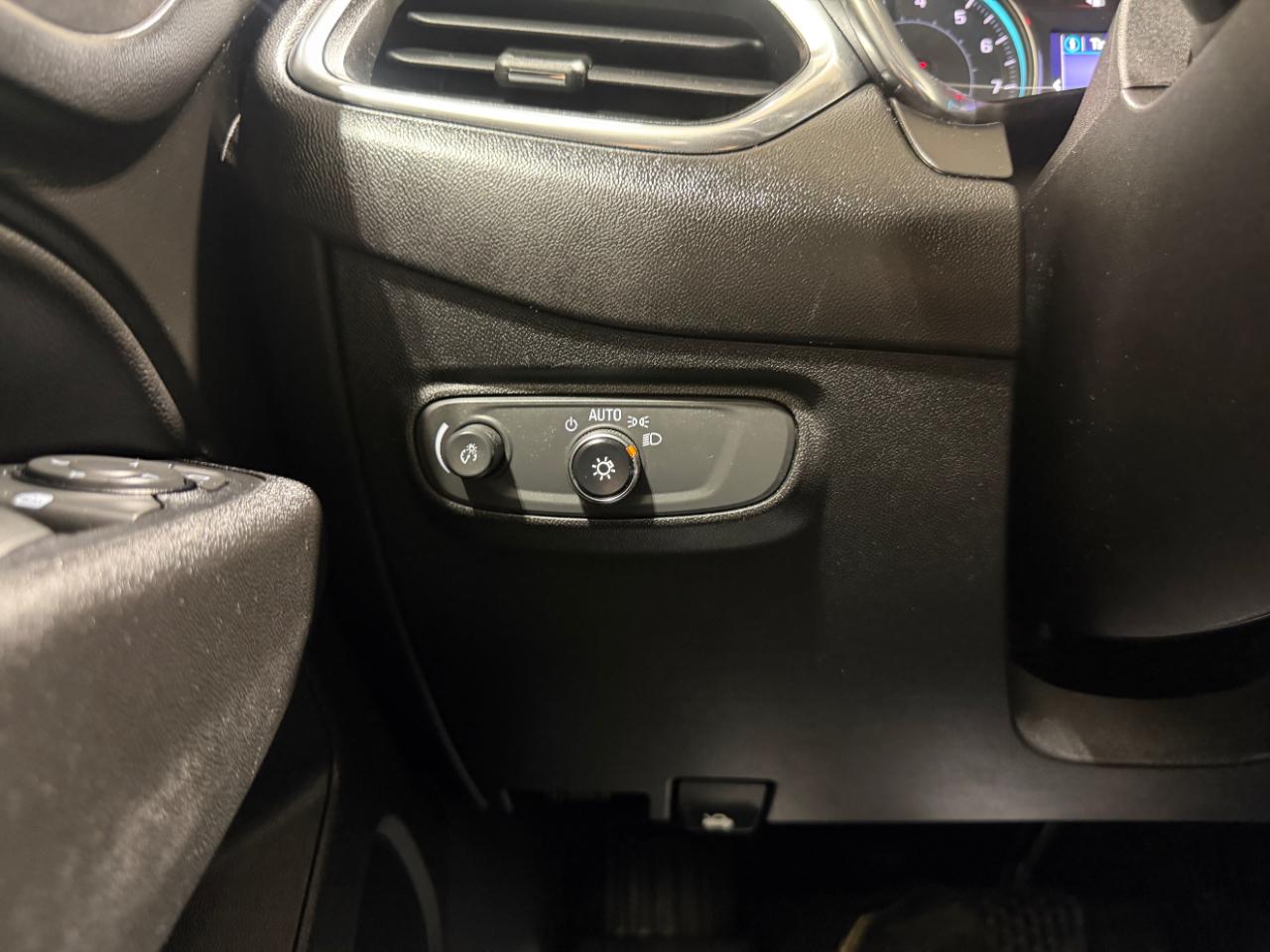 Chevrolet Equinox AWD 4dr LT w/1LT 2019