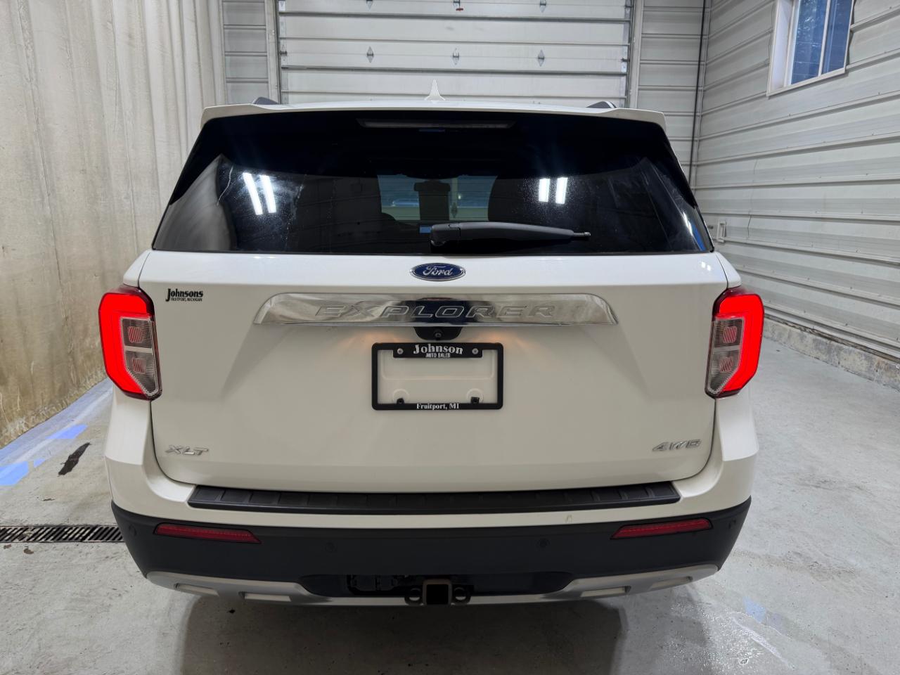 Ford Explorer XLT 4WD 2022