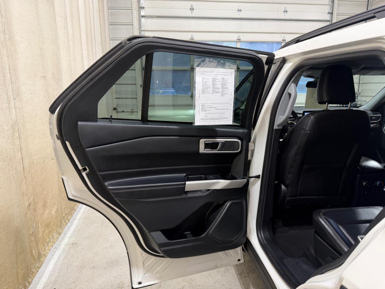 Ford Explorer XLT 4WD 2022