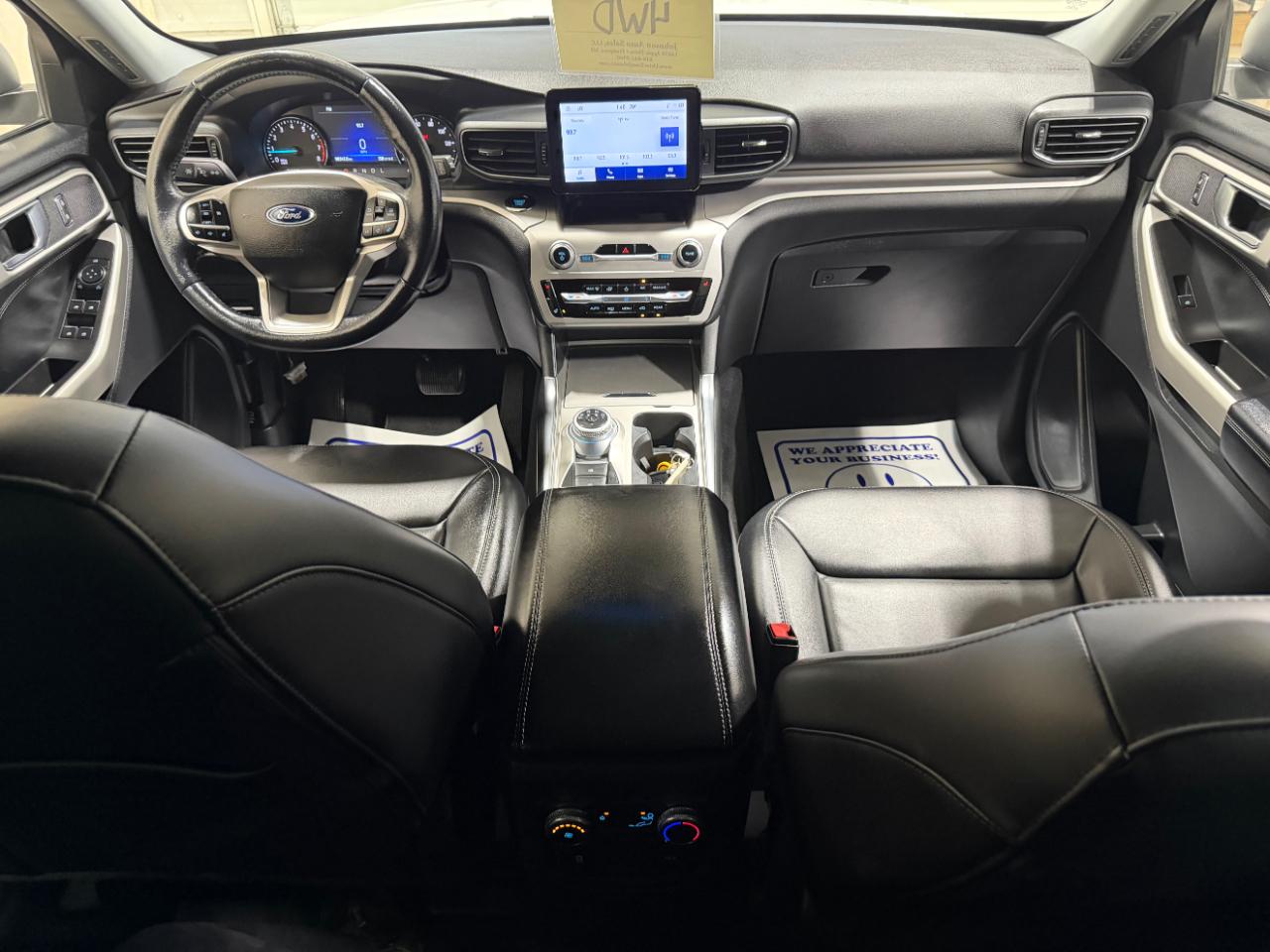 Ford Explorer XLT 4WD 2022