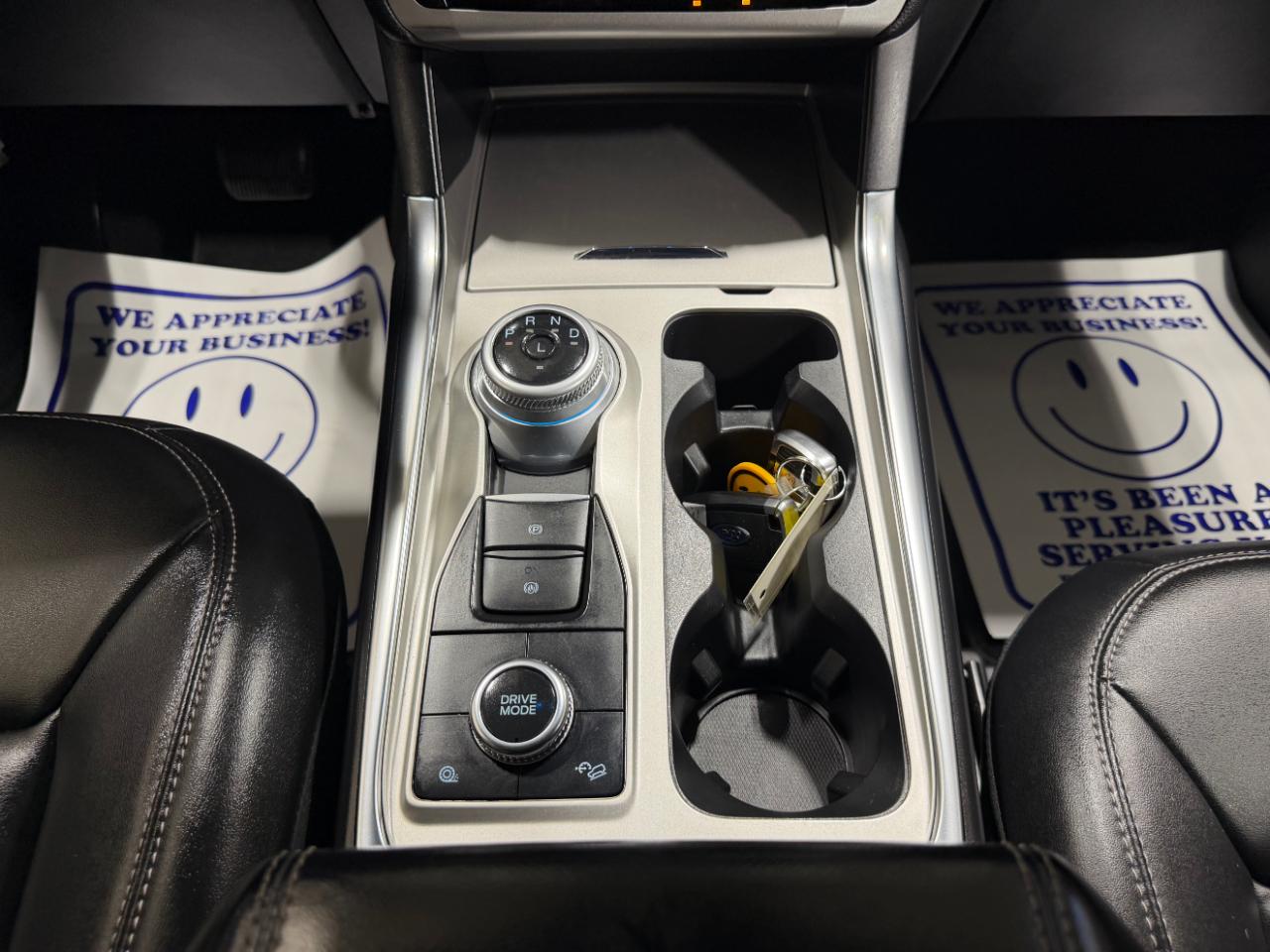 Ford Explorer XLT 4WD 2022