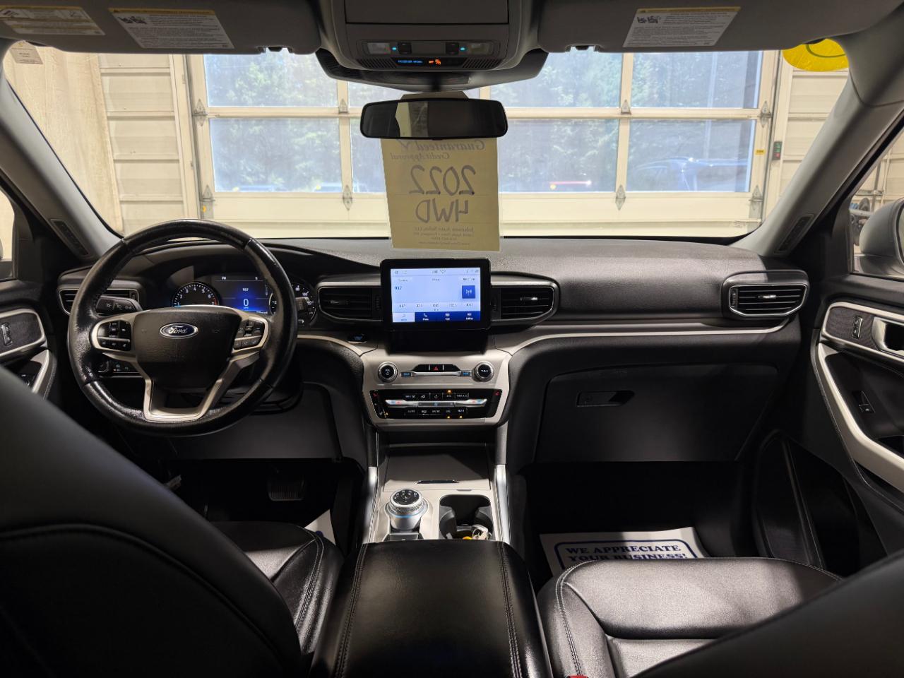 Ford Explorer XLT 4WD 2022