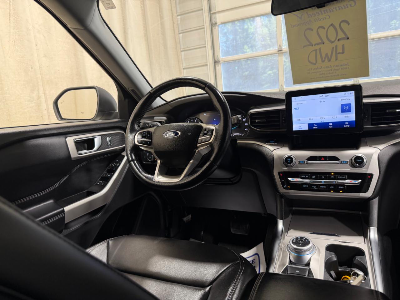 Ford Explorer XLT 4WD 2022
