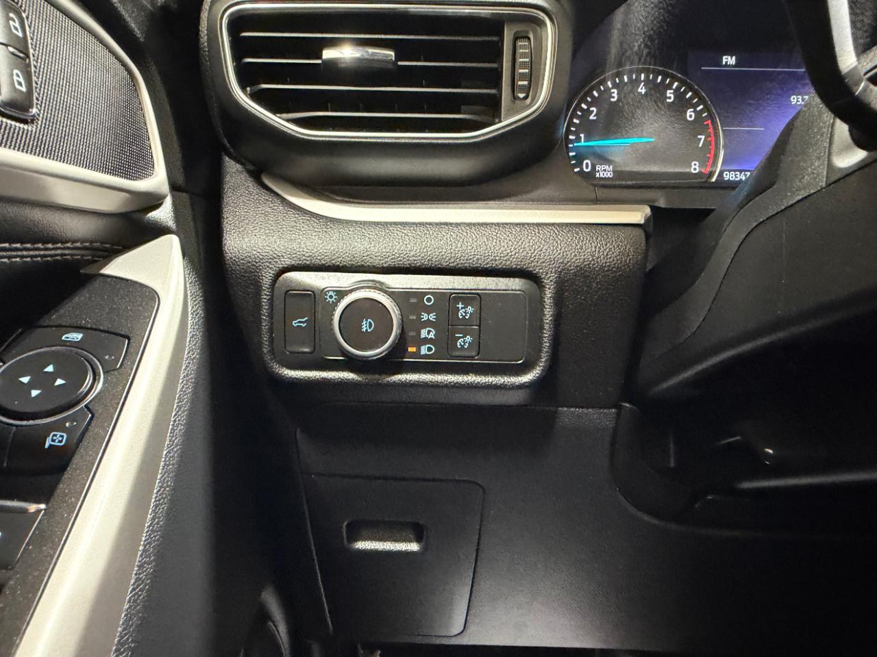 Ford Explorer XLT 4WD 2022