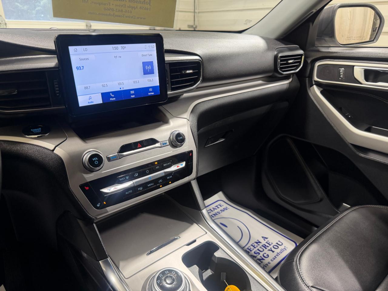 Ford Explorer XLT 4WD 2022