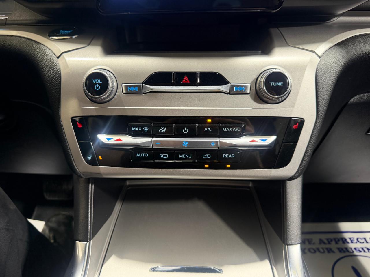 Ford Explorer XLT 4WD 2022