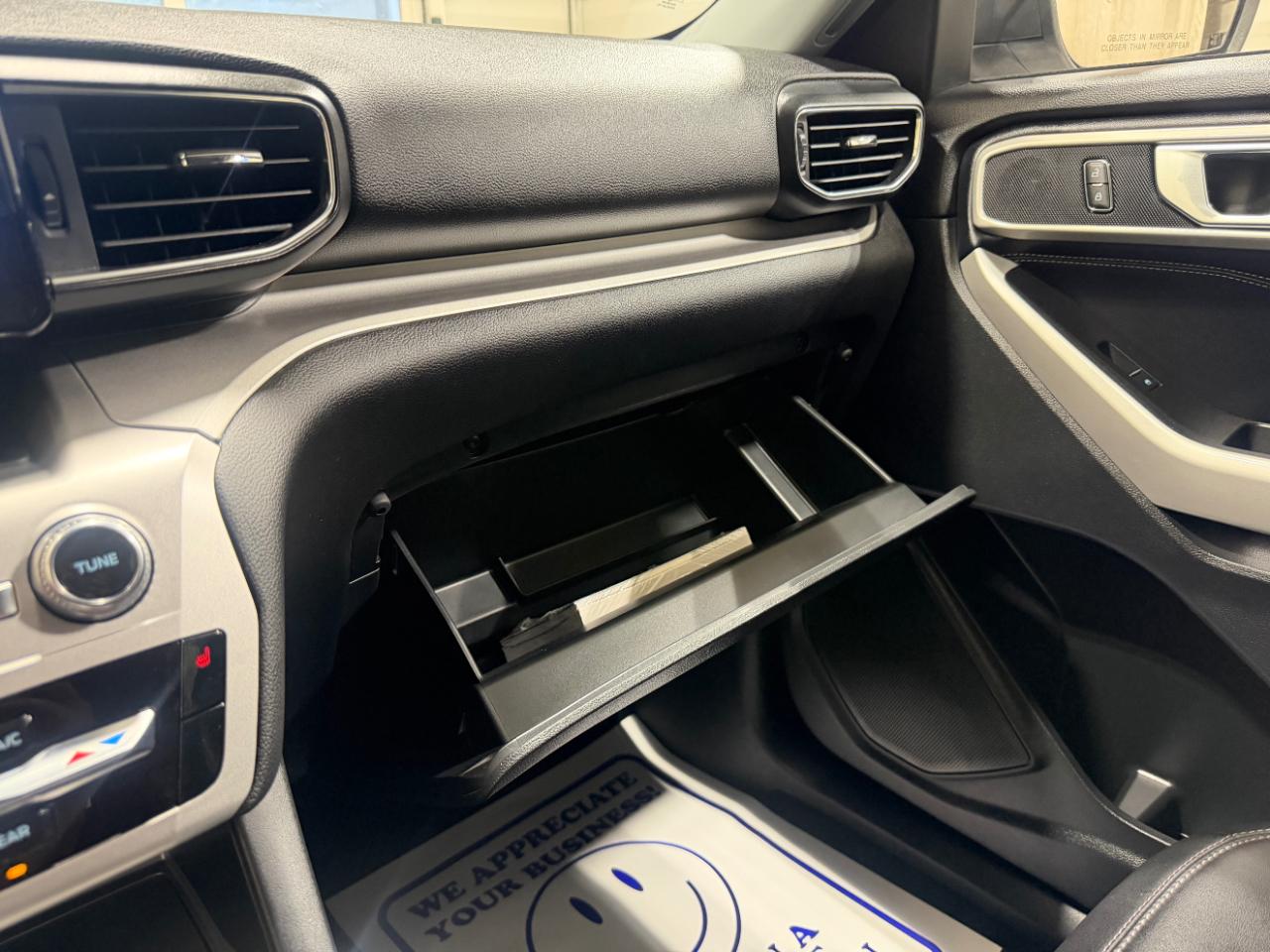 Ford Explorer XLT 4WD 2022