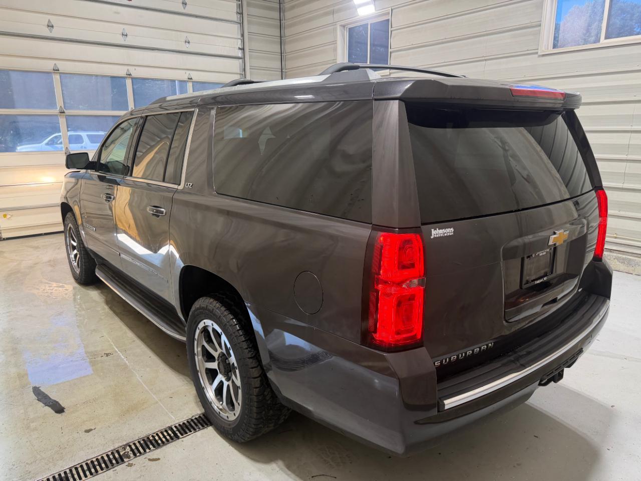 Chevrolet Suburban 4WD 4dr 1500 LTZ 2016