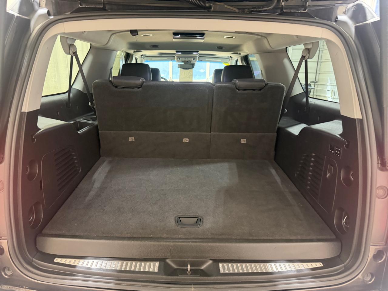 Chevrolet Suburban 4WD 4dr 1500 LTZ 2016