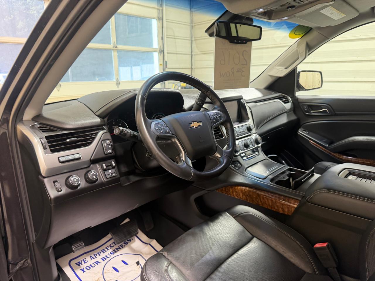 Chevrolet Suburban 4WD 4dr 1500 LTZ 2016