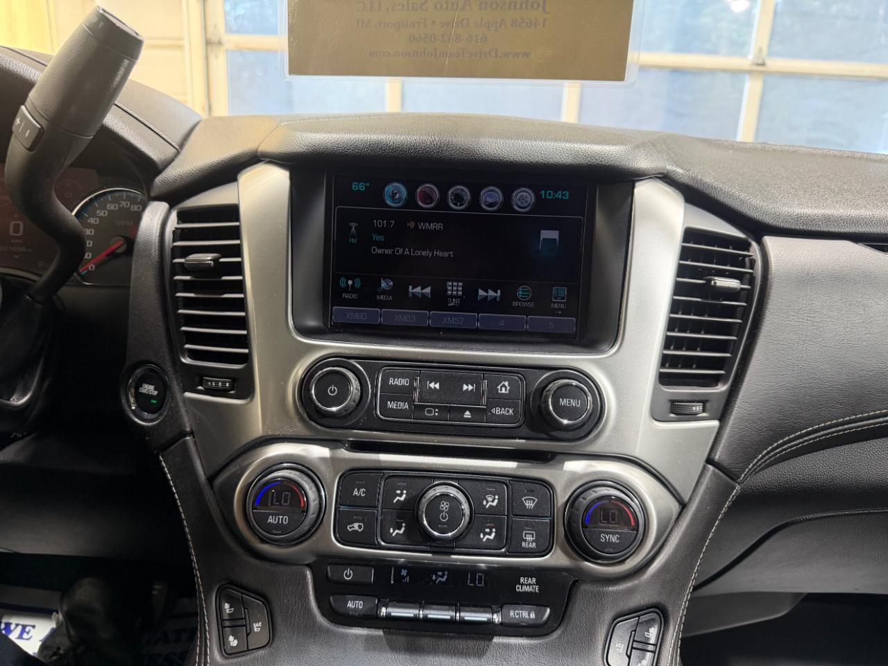Chevrolet Suburban 4WD 4dr 1500 LTZ 2016
