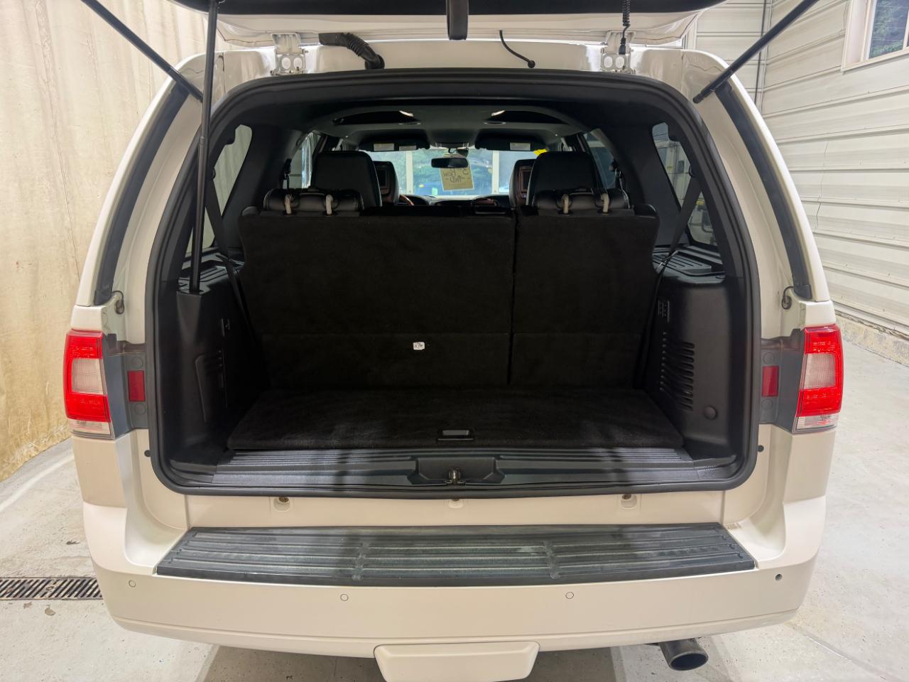 Lincoln Navigator 4WD 4dr 2015