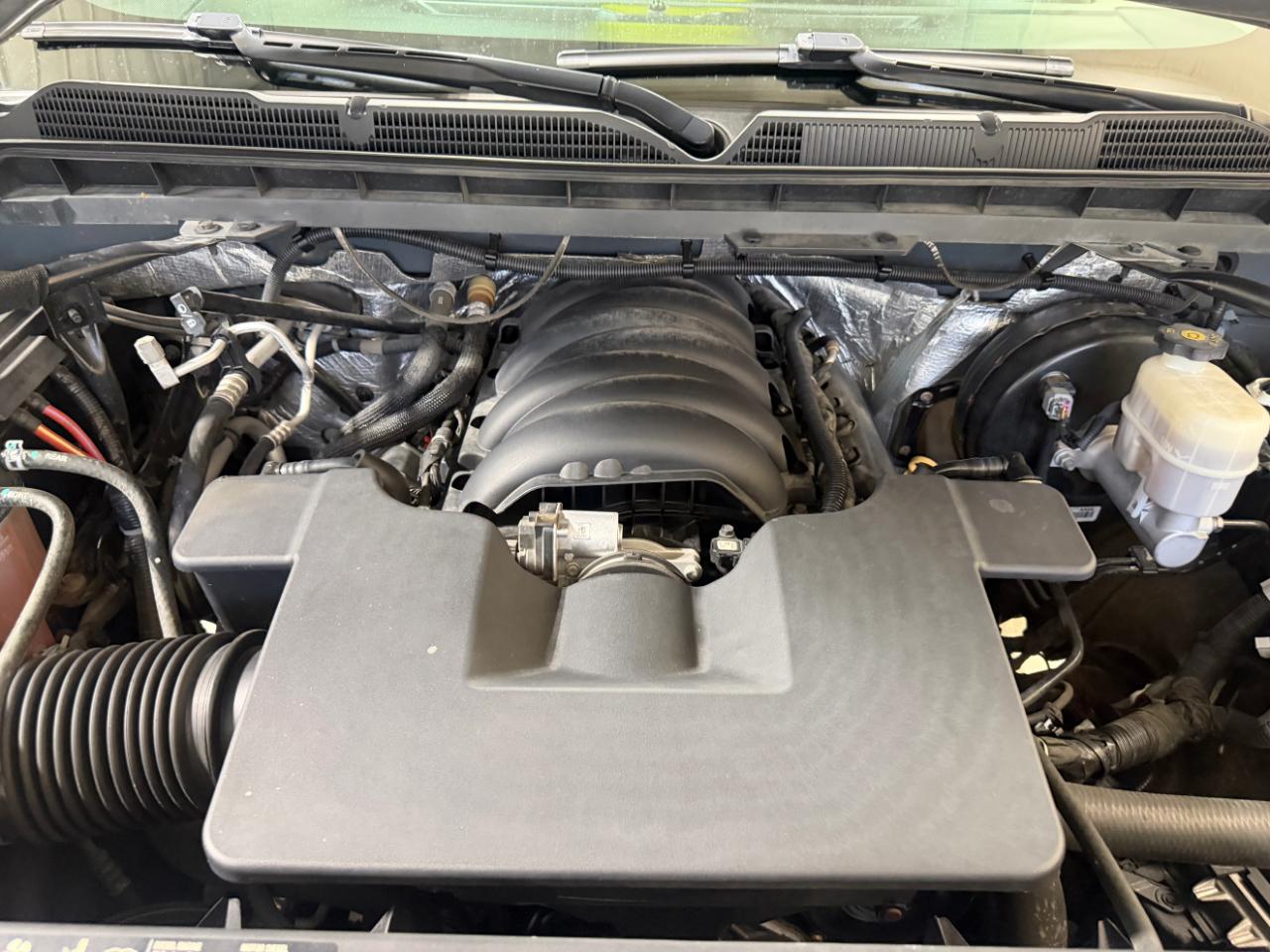 Chevrolet Silverado 1500 4WD Crew Cab 143.5" LT w/2LT 2017