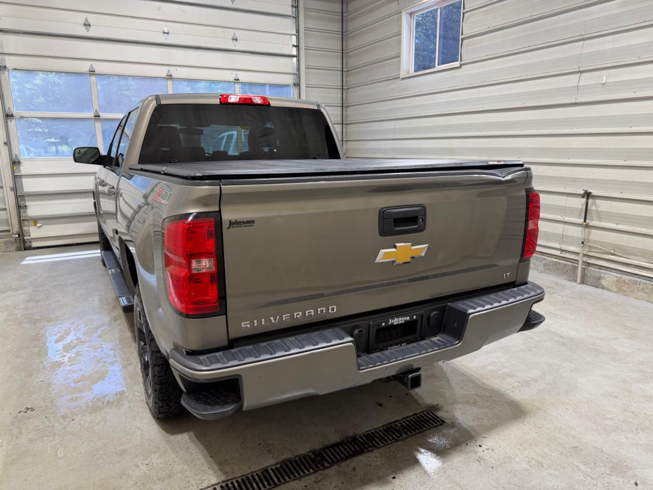 Chevrolet Silverado 1500 4WD Crew Cab 143.5" LT w/2LT 2017