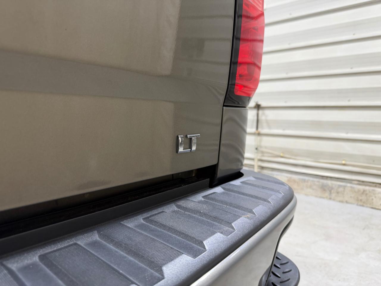 Chevrolet Silverado 1500 4WD Crew Cab 143.5" LT w/2LT 2017