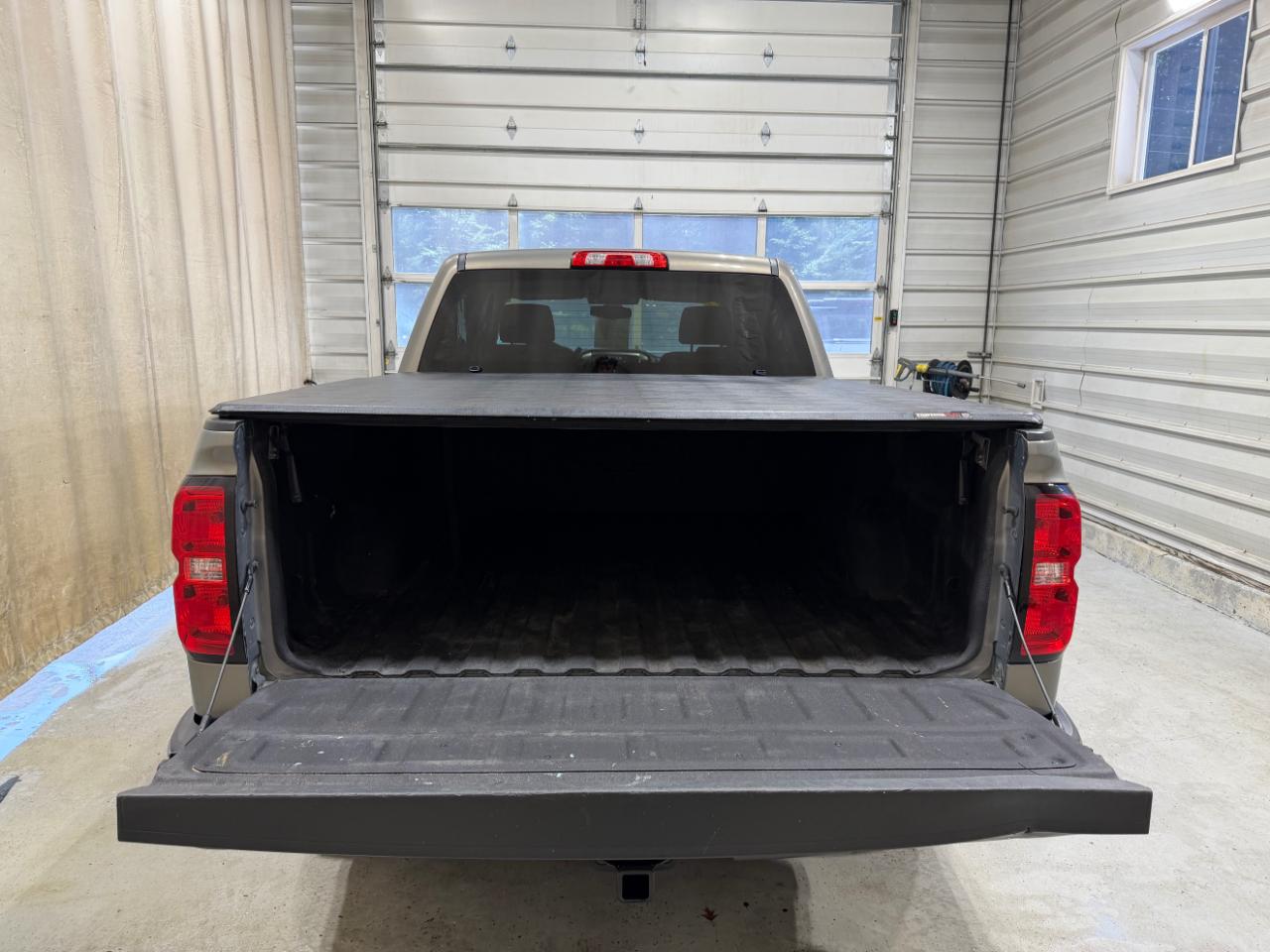 Chevrolet Silverado 1500 4WD Crew Cab 143.5" LT w/2LT 2017