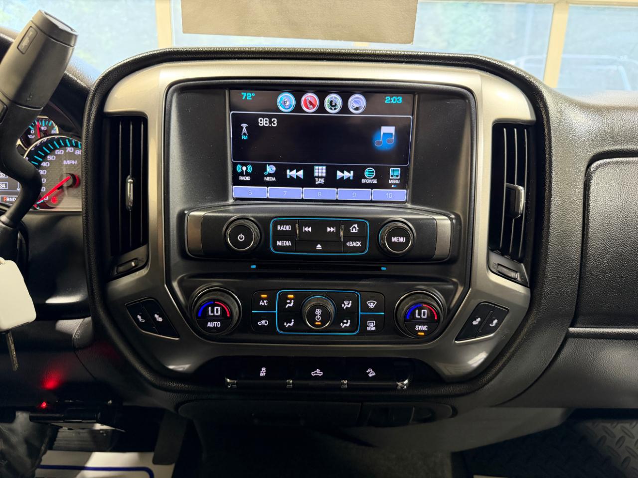 Chevrolet Silverado 1500 4WD Crew Cab 143.5" LT w/2LT 2017