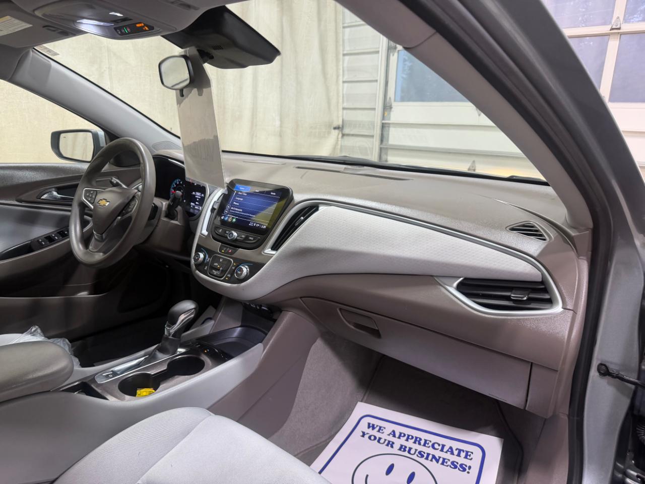 Chevrolet Malibu 4dr Sdn LS w/1FL 2024