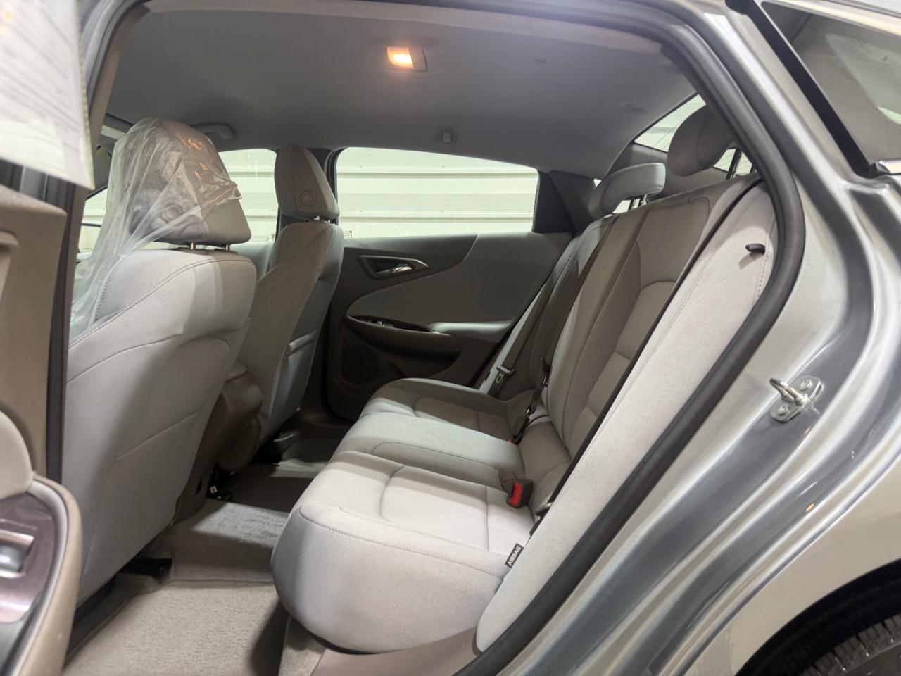 Chevrolet Malibu 4dr Sdn LS w/1FL 2024