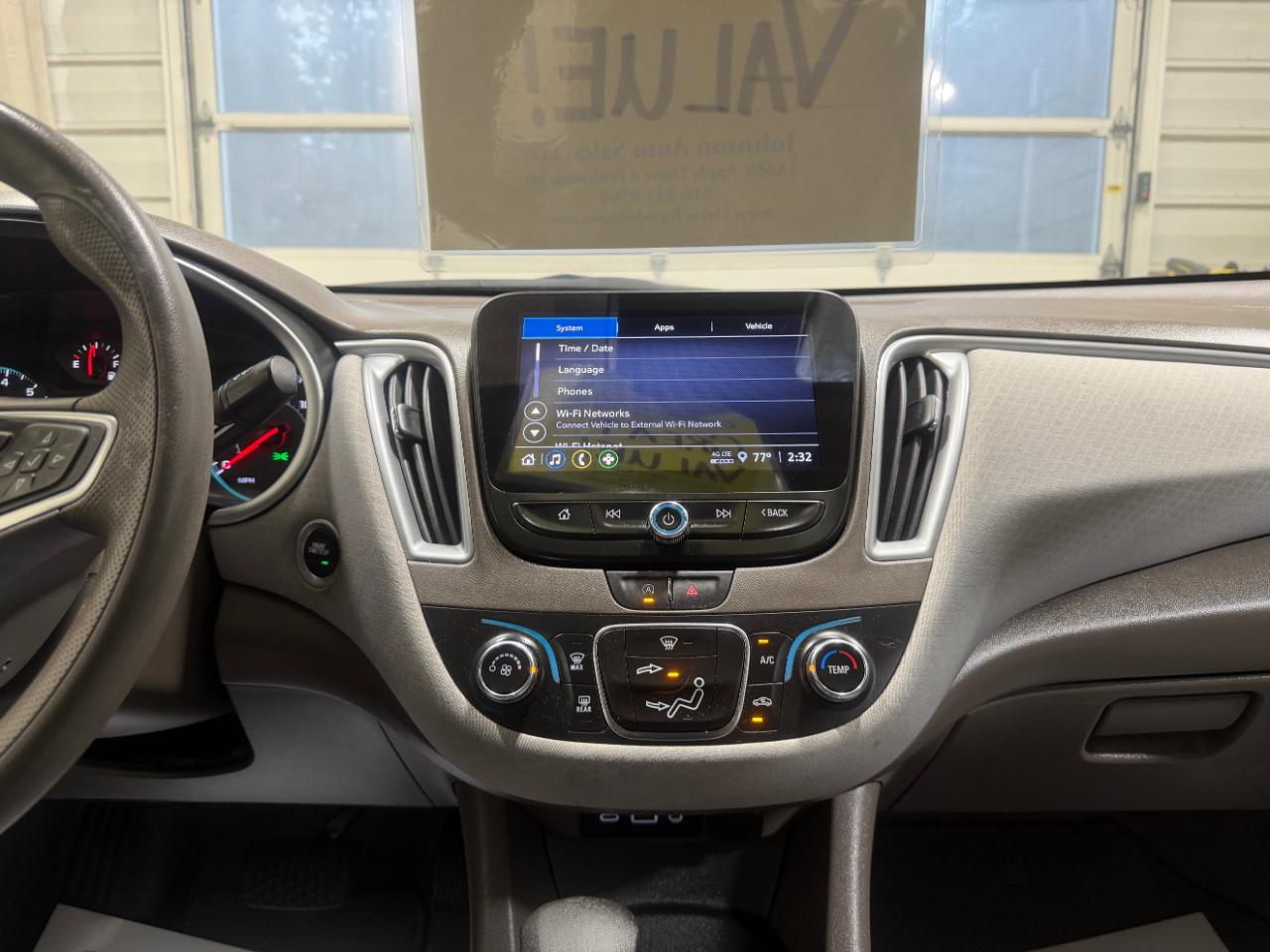 Chevrolet Malibu 4dr Sdn LS w/1FL 2024