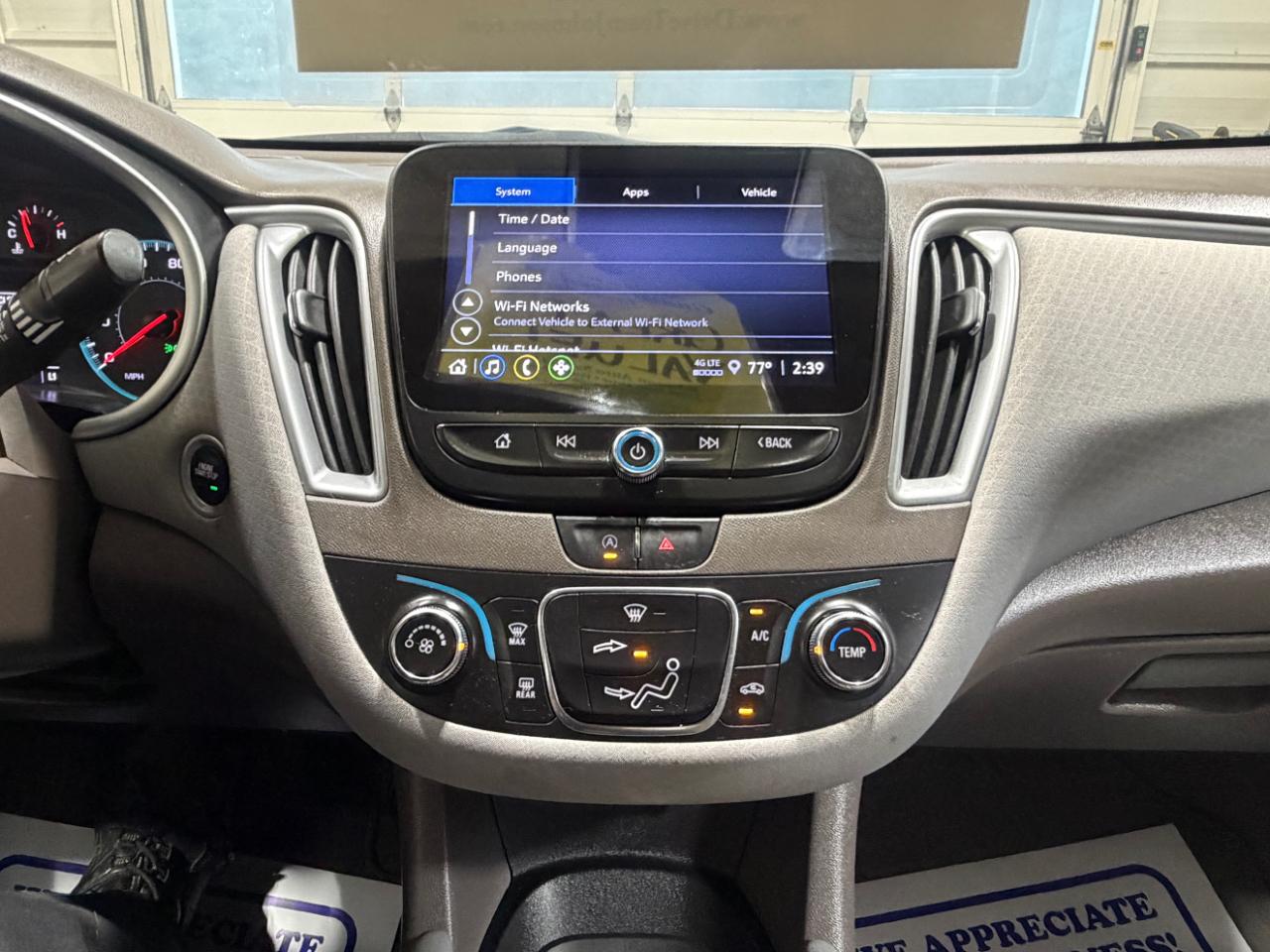 Chevrolet Malibu 4dr Sdn LS w/1FL 2024