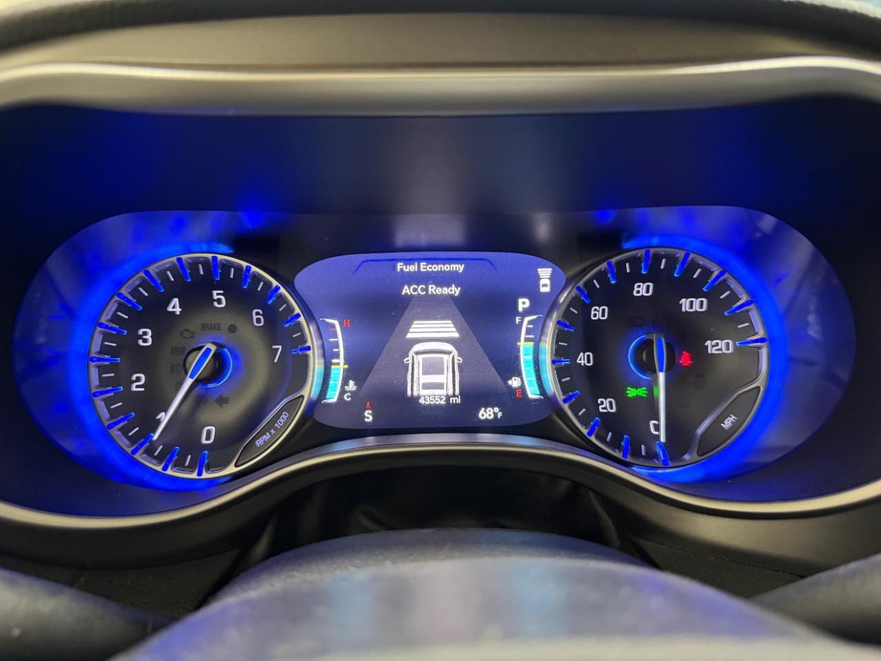 Chrysler Pacifica Touring L AWD 2023