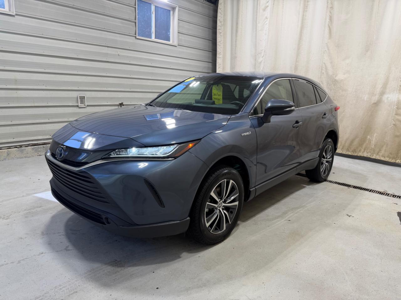 Toyota Venza LE AWD (Natl) 2021