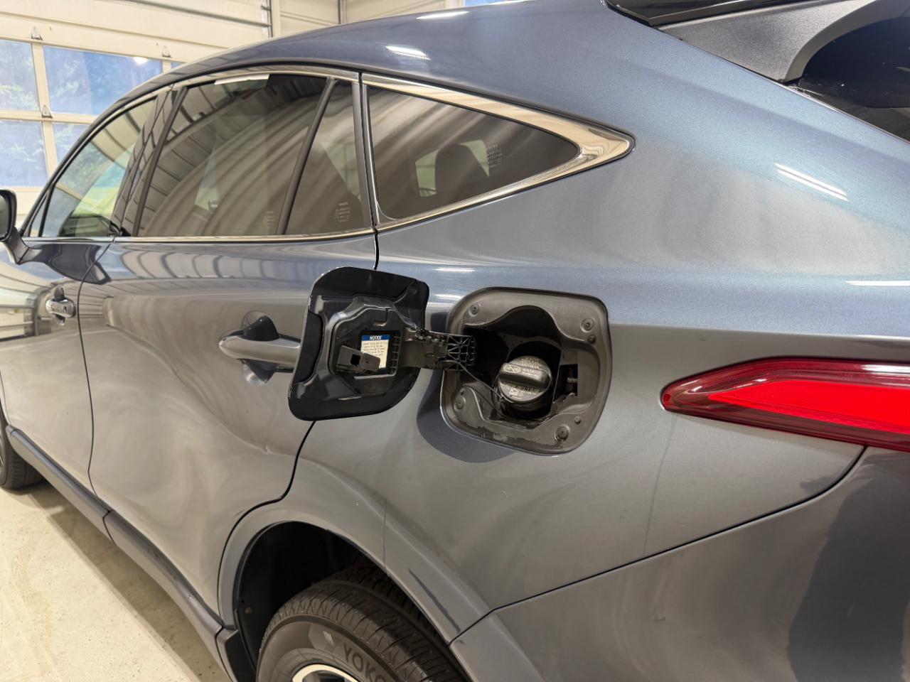 Toyota Venza LE AWD (Natl) 2021