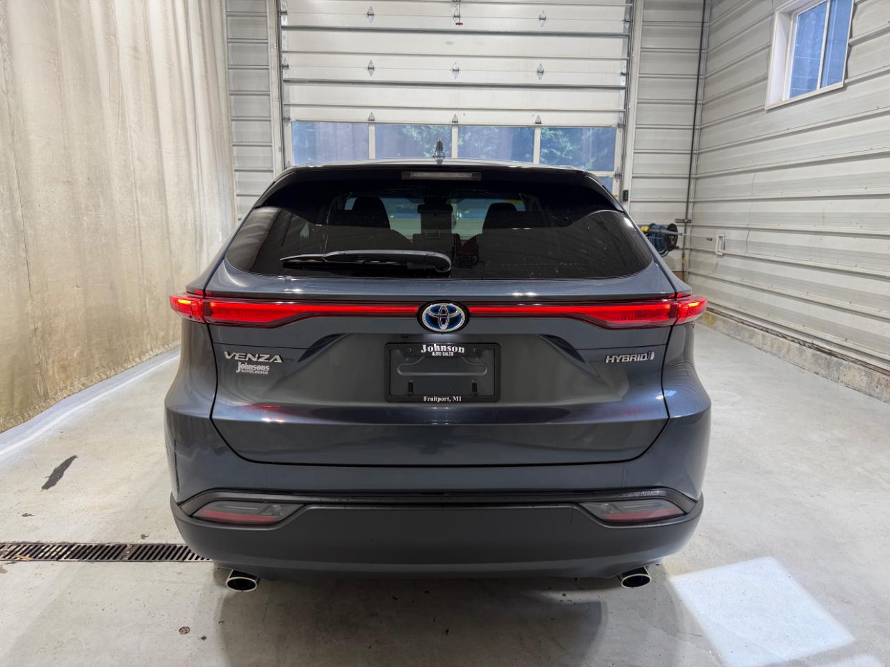 Toyota Venza LE AWD (Natl) 2021