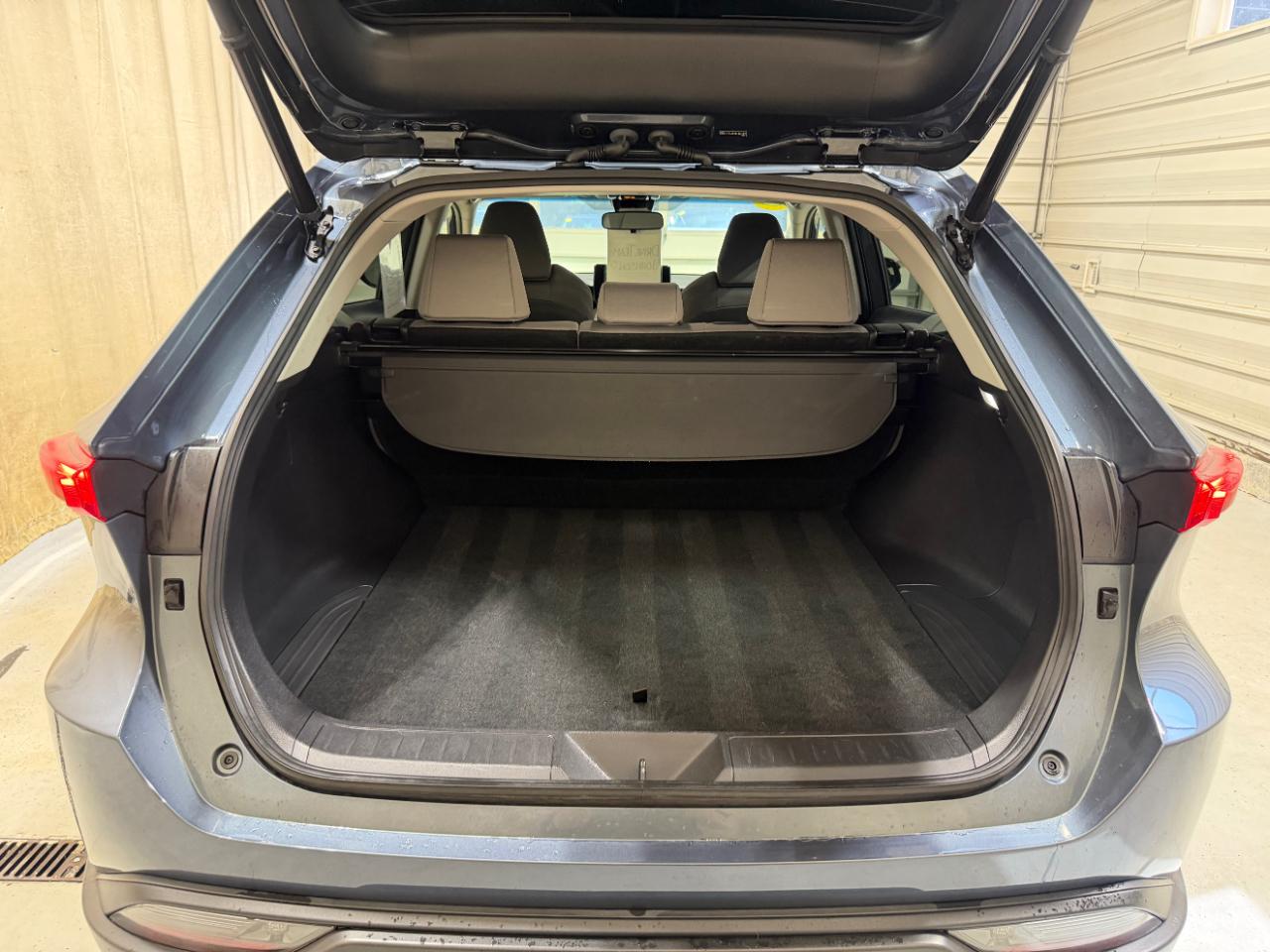 Toyota Venza LE AWD (Natl) 2021