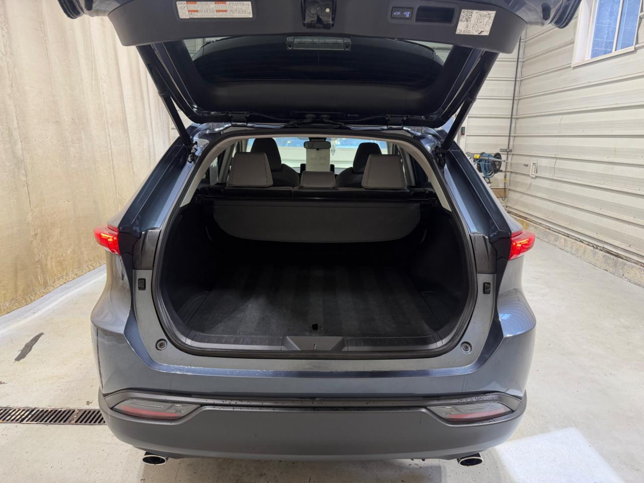 Toyota Venza LE AWD (Natl) 2021