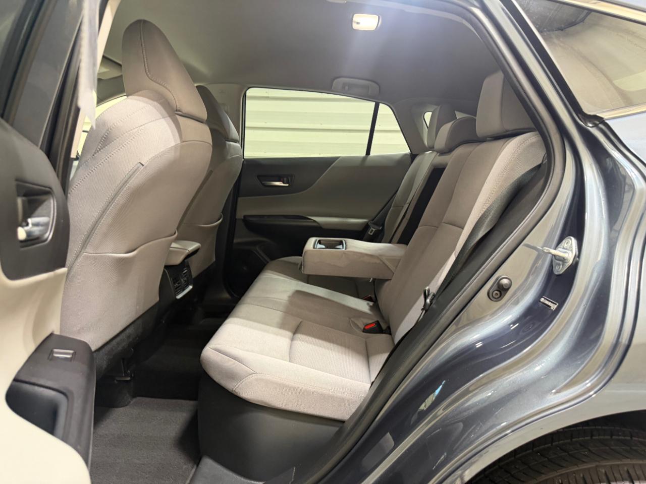 Toyota Venza LE AWD (Natl) 2021