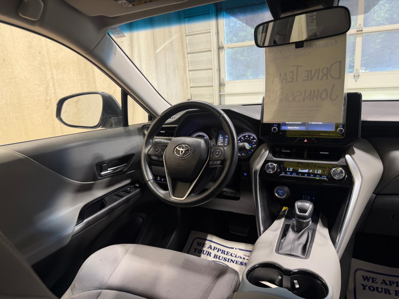 Toyota Venza LE AWD (Natl) 2021