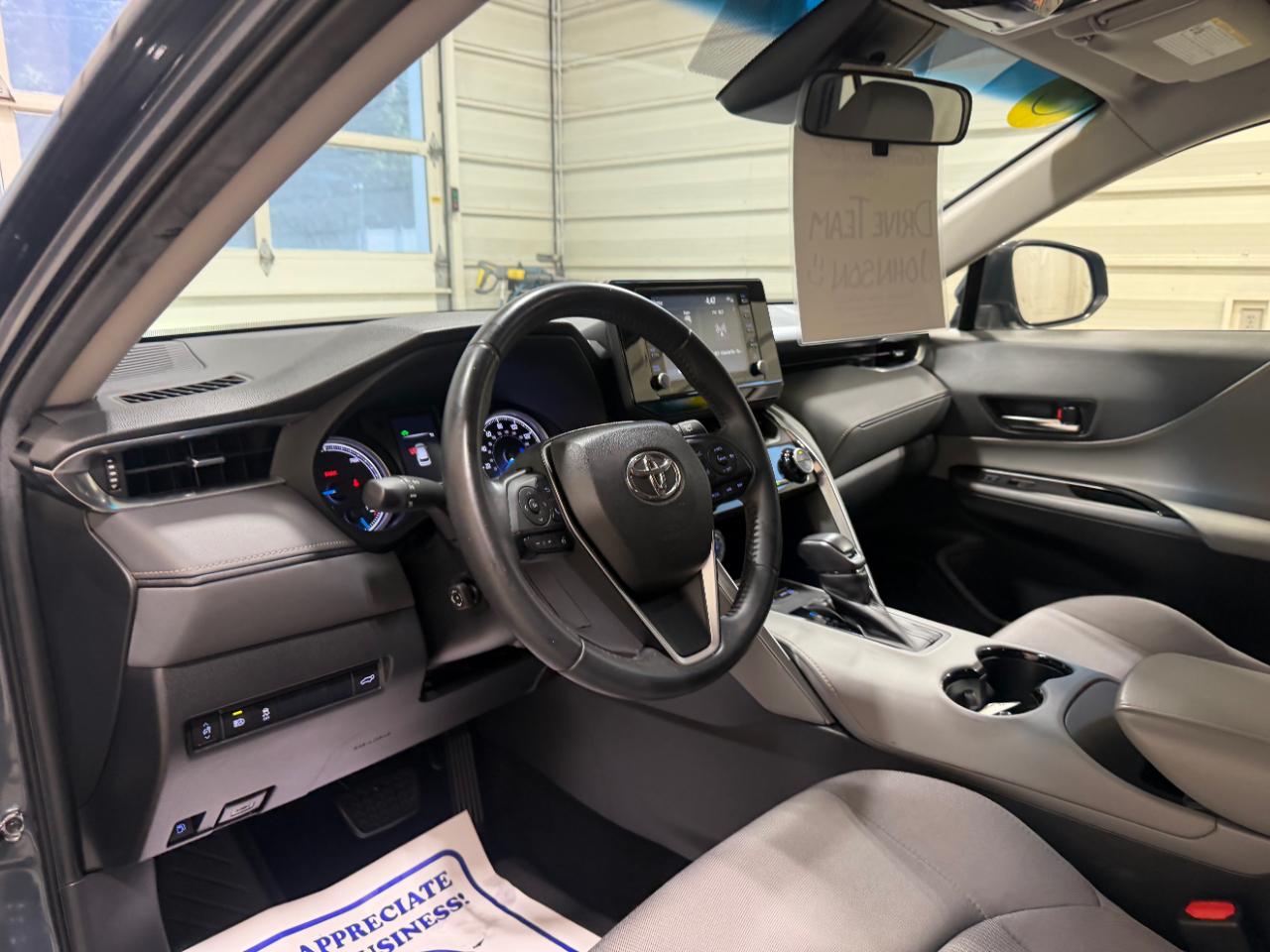 Toyota Venza LE AWD (Natl) 2021