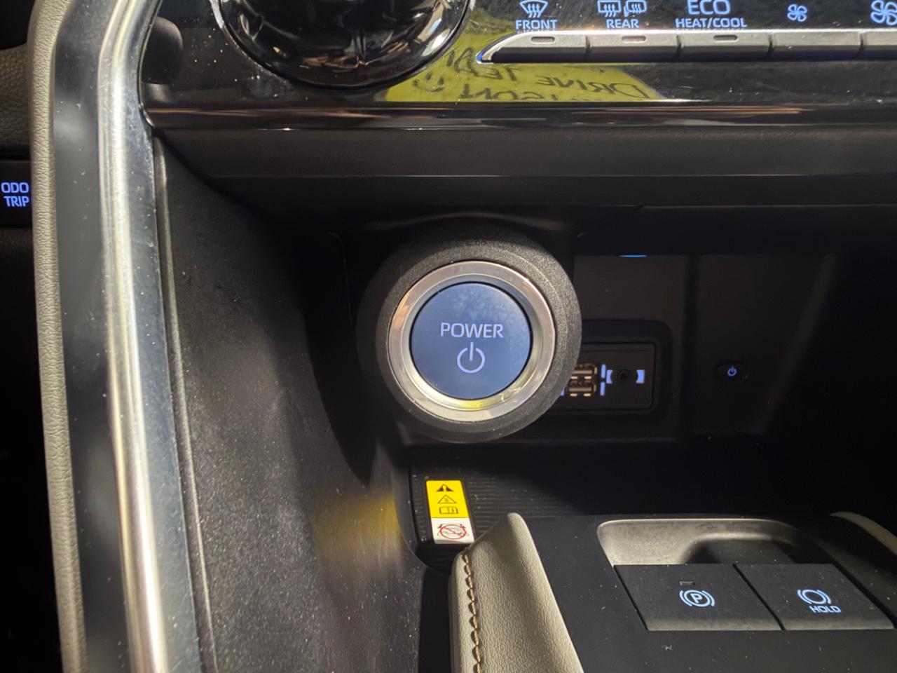 Toyota Venza LE AWD (Natl) 2021