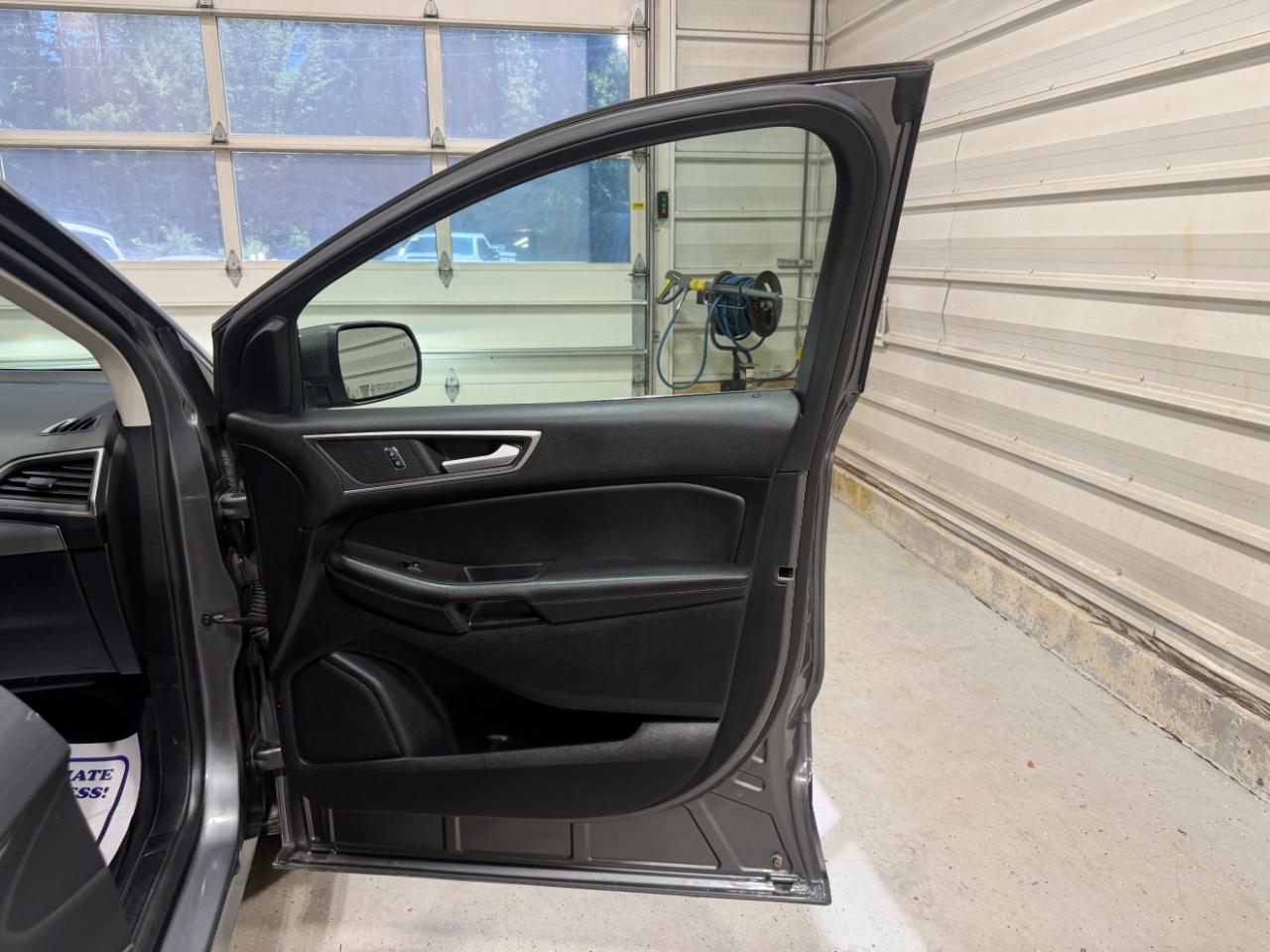 Ford Edge SEL AWD 2021