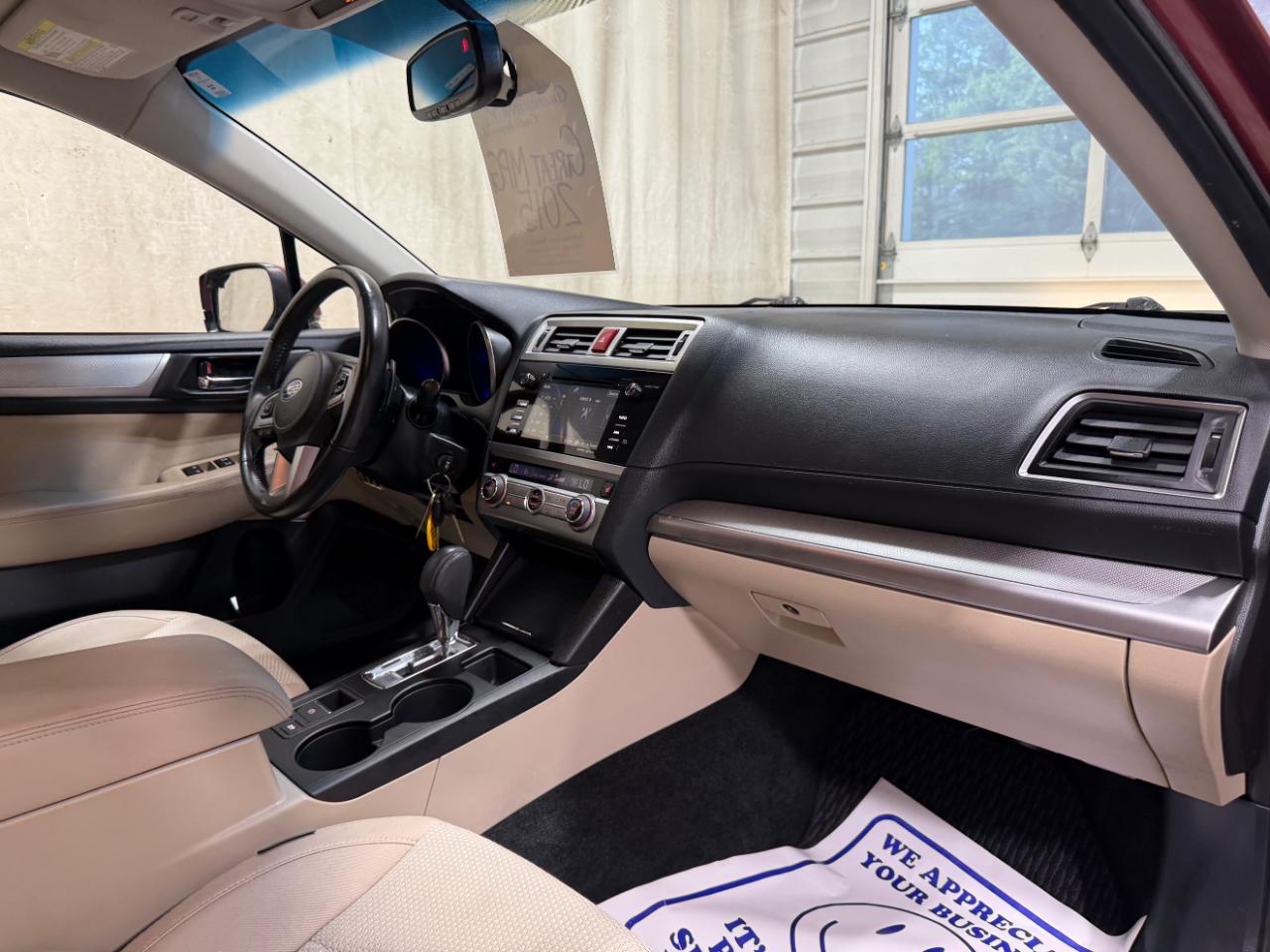 Subaru Outback 4dr Wgn 2.5i Premium PZEV 2015