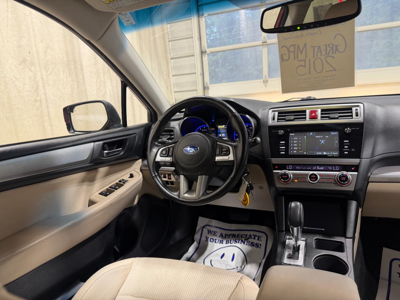 Subaru Outback 4dr Wgn 2.5i Premium PZEV 2015