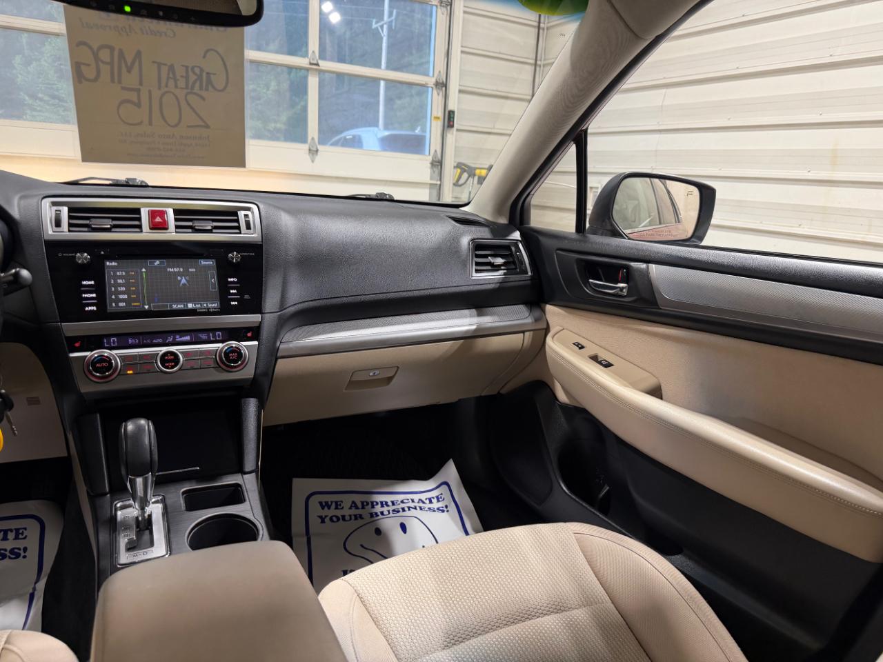 Subaru Outback 4dr Wgn 2.5i Premium PZEV 2015