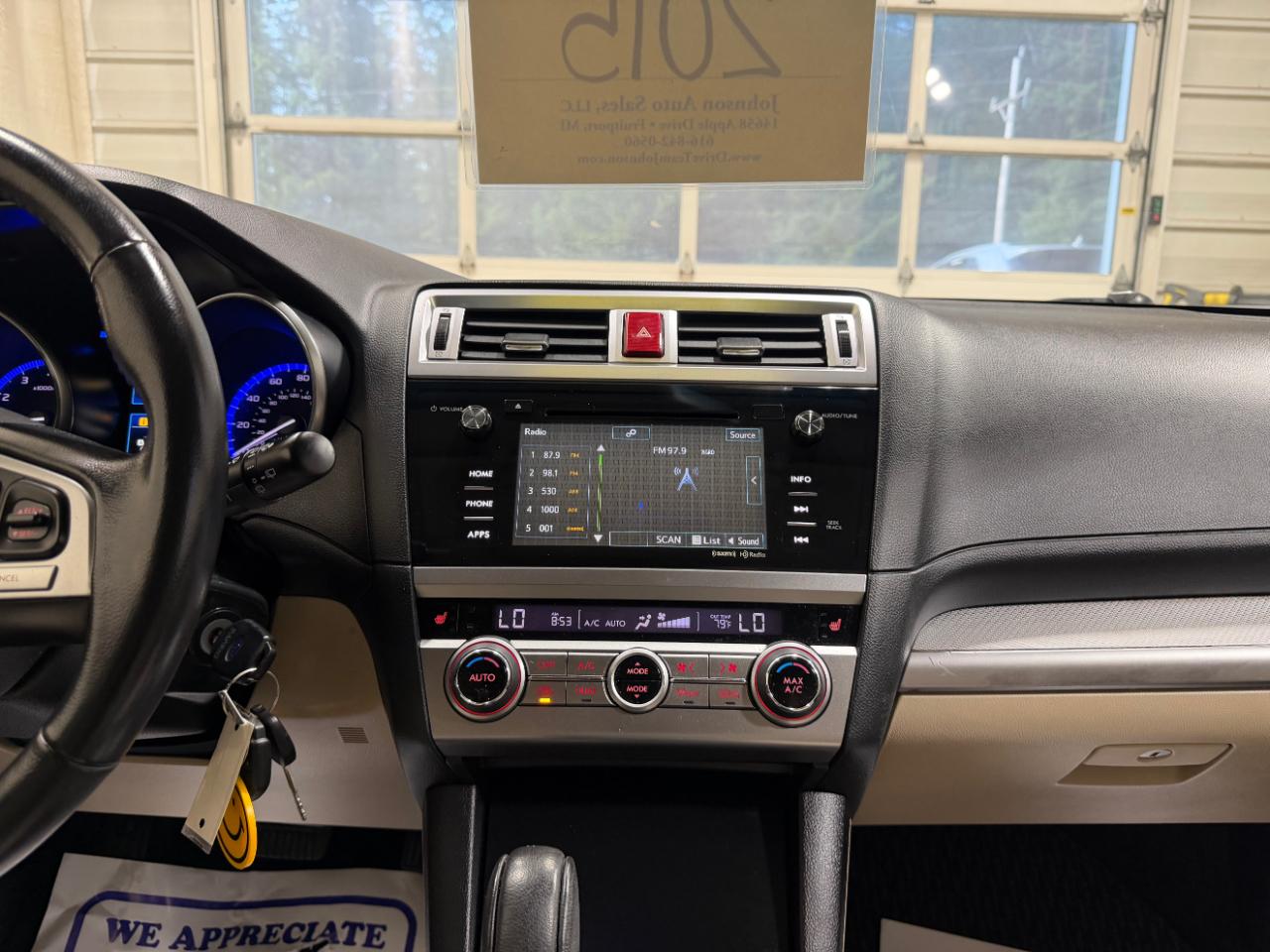 Subaru Outback 4dr Wgn 2.5i Premium PZEV 2015