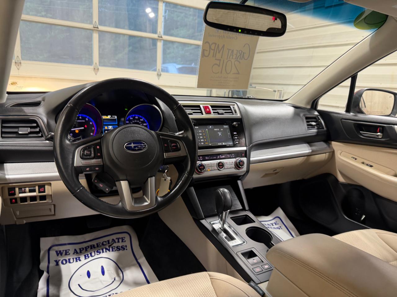 Subaru Outback 4dr Wgn 2.5i Premium PZEV 2015