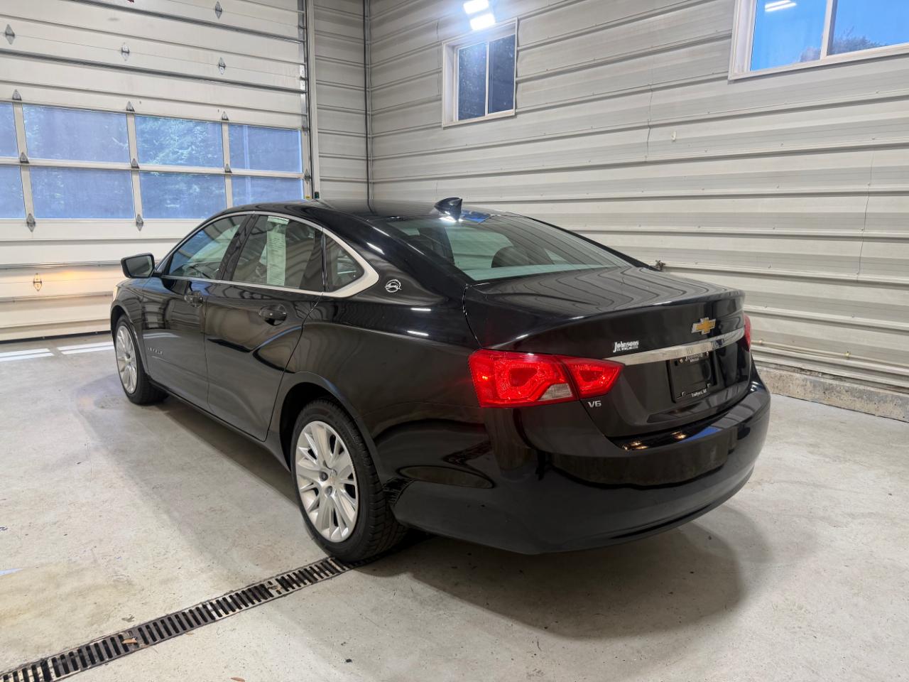 Chevrolet Impala 4dr Sdn LS w/1FL 2019