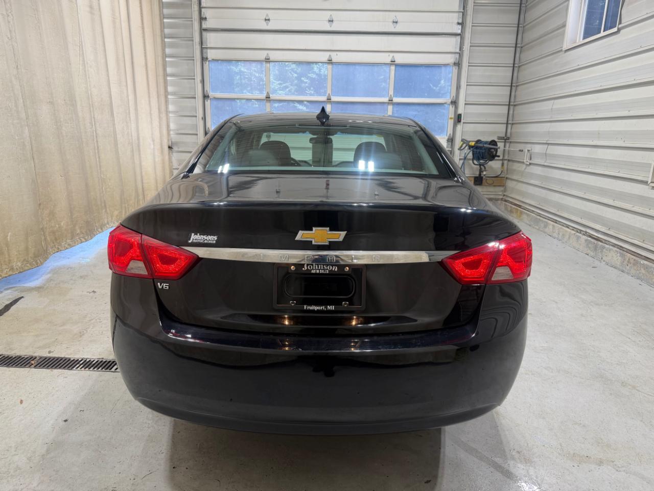 Chevrolet Impala 4dr Sdn LS w/1FL 2019