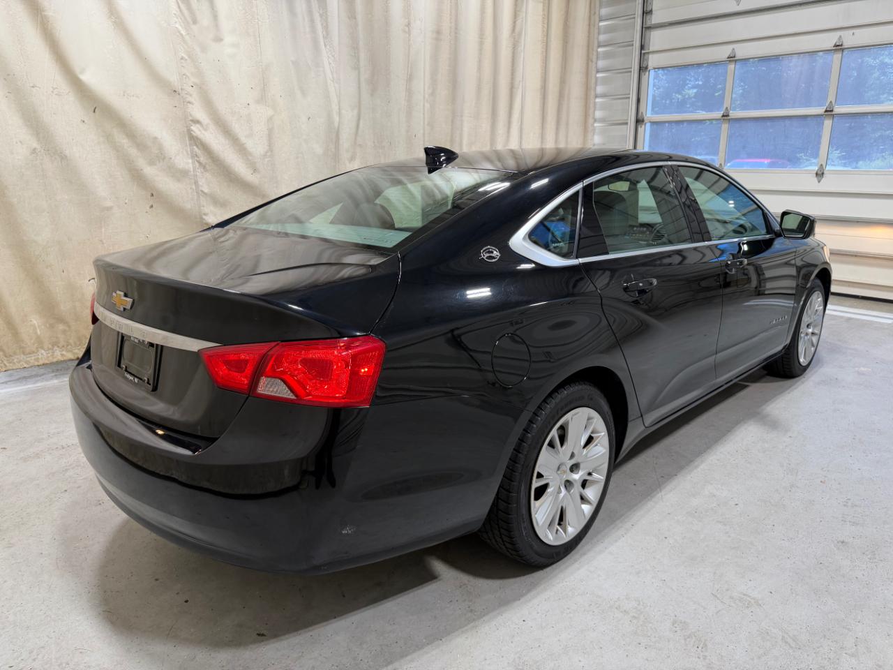 Chevrolet Impala 4dr Sdn LS w/1FL 2019