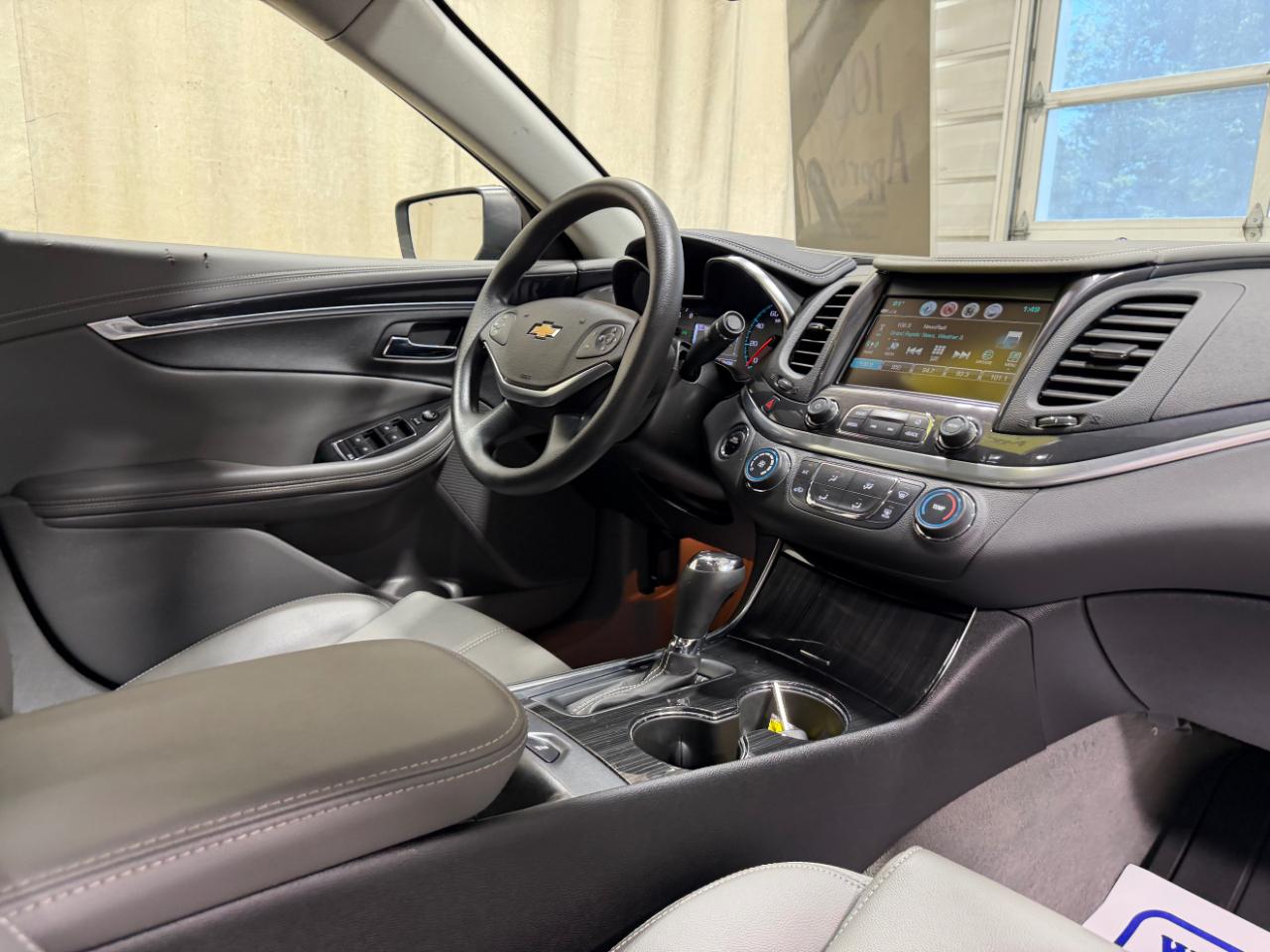 Chevrolet Impala 4dr Sdn LS w/1FL 2019