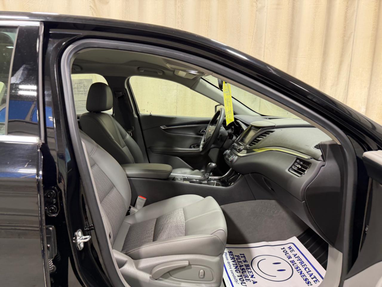 Chevrolet Impala 4dr Sdn LS w/1FL 2019
