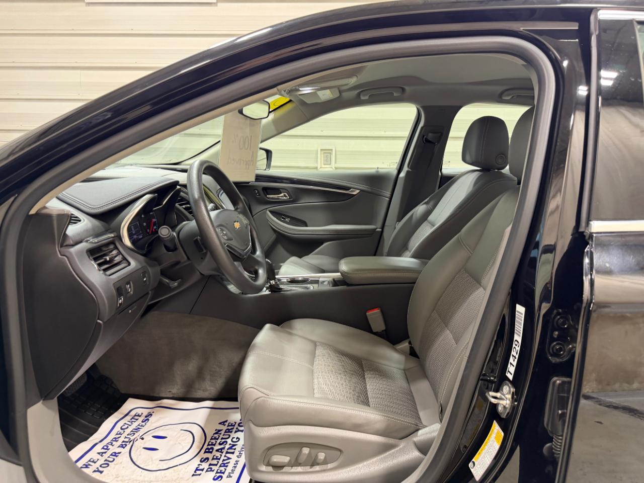 Chevrolet Impala 4dr Sdn LS w/1FL 2019