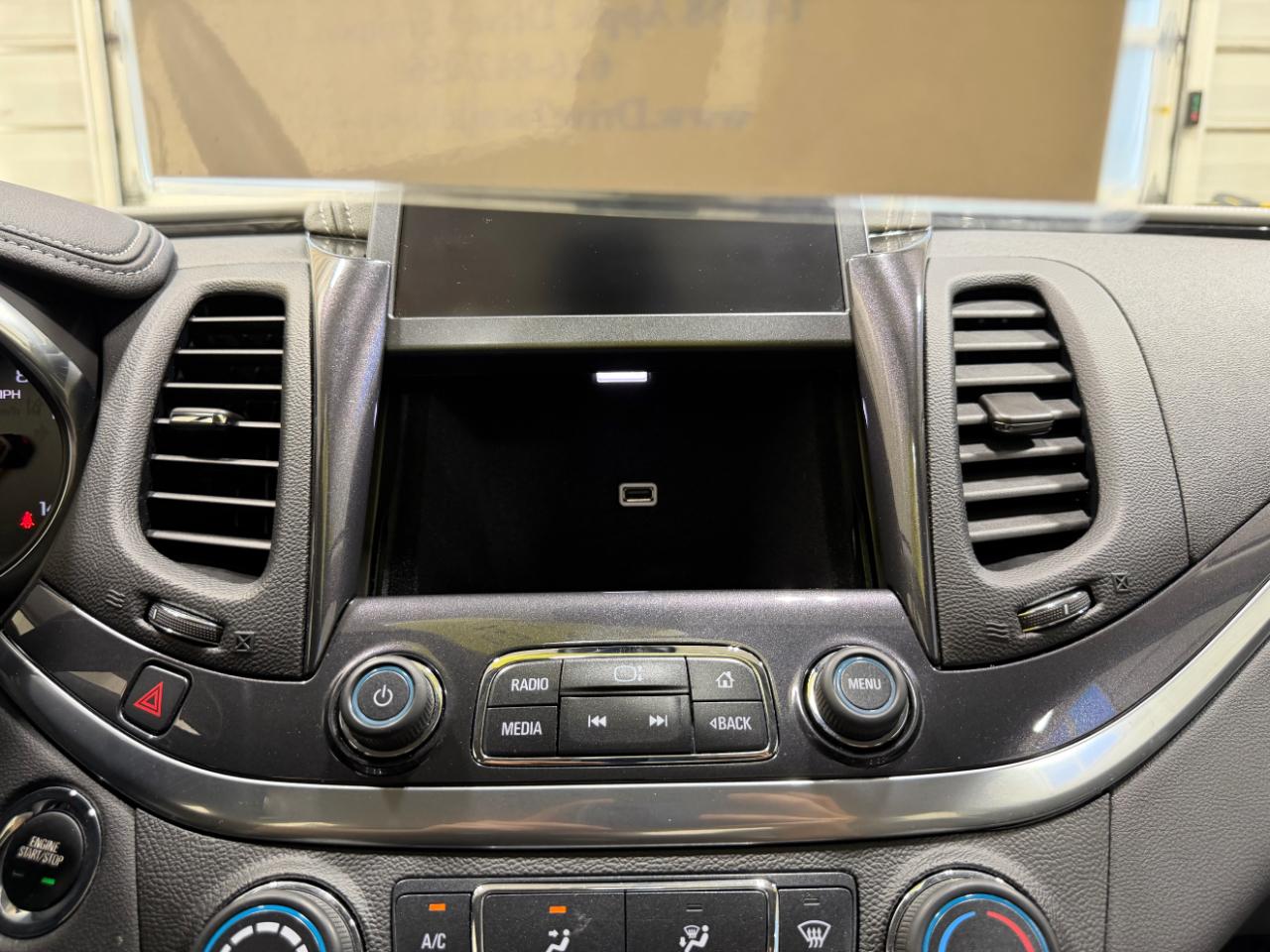 Chevrolet Impala 4dr Sdn LS w/1FL 2019