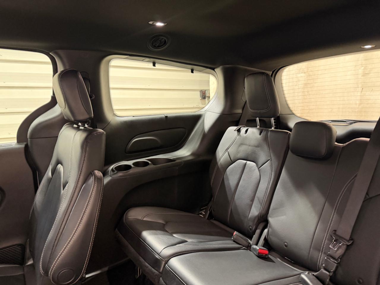 Chrysler Pacifica Touring L FWD 2019